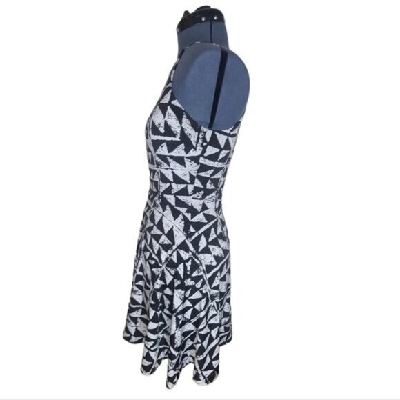 Bar III halter sleeveless black and white art deco skater dress medium - Picture 5 of 9